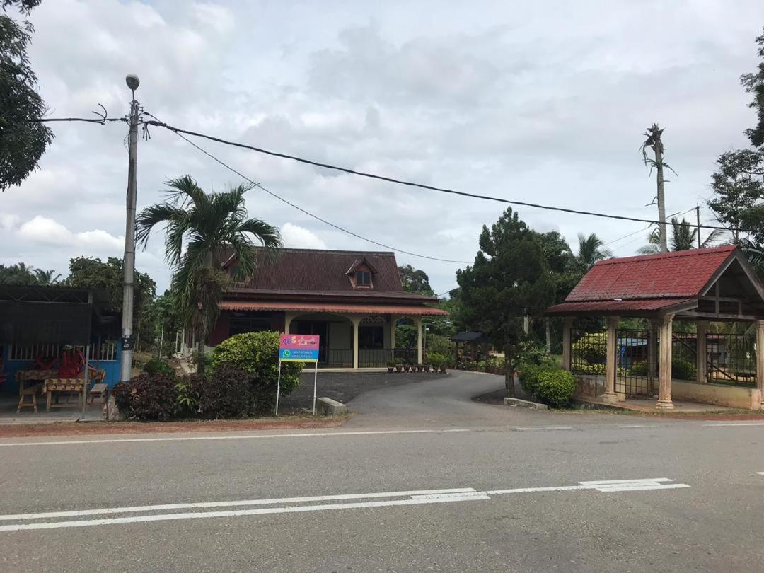 Opro S&S Homestay Pagoh Malay Only Muar Exteriör bild